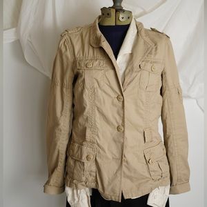 Y2K Cargo Jacket, size 8 beige with pockets and cool buttons